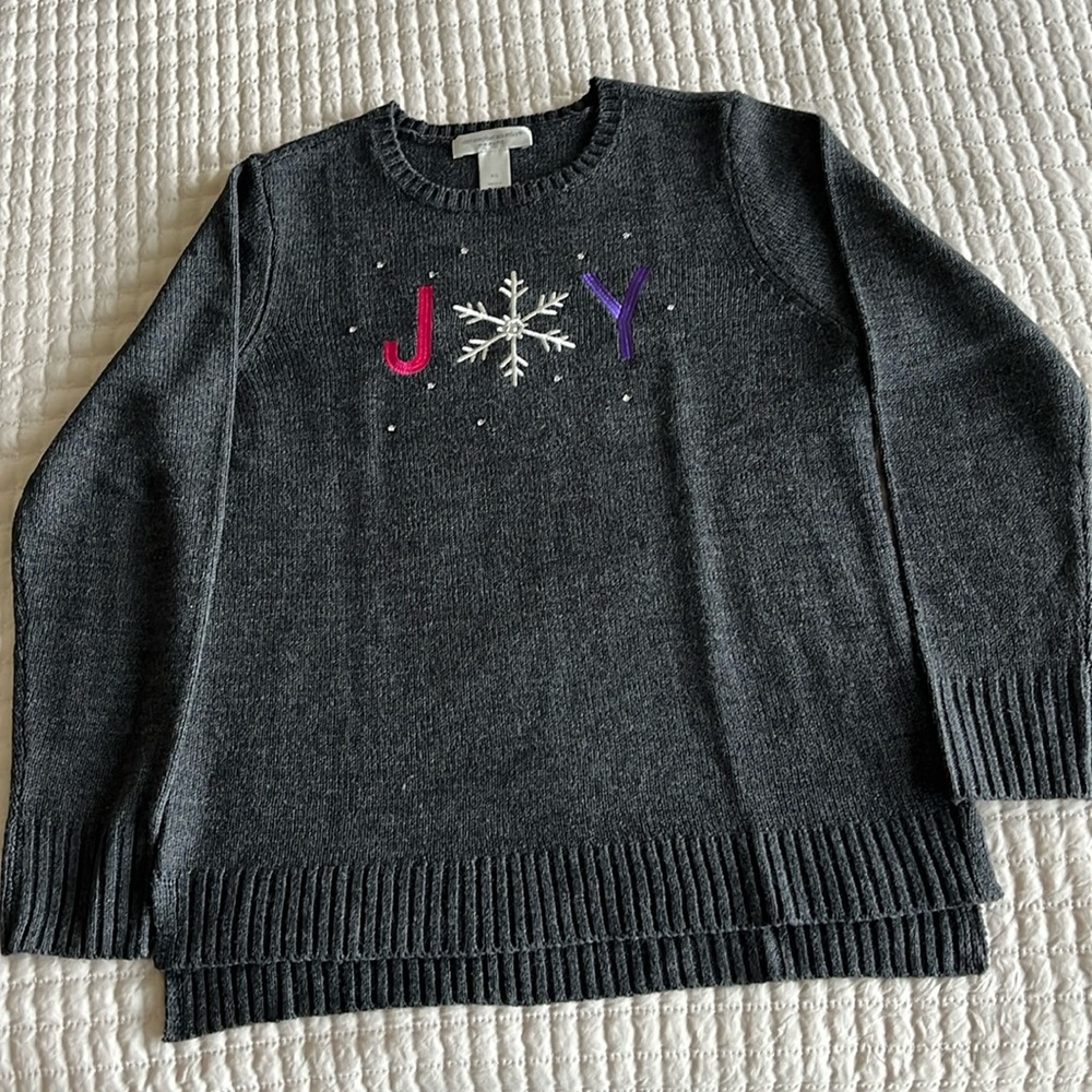 Christmas Sweater - Christopher & Banks - size petite S - EUC - worn once, grey